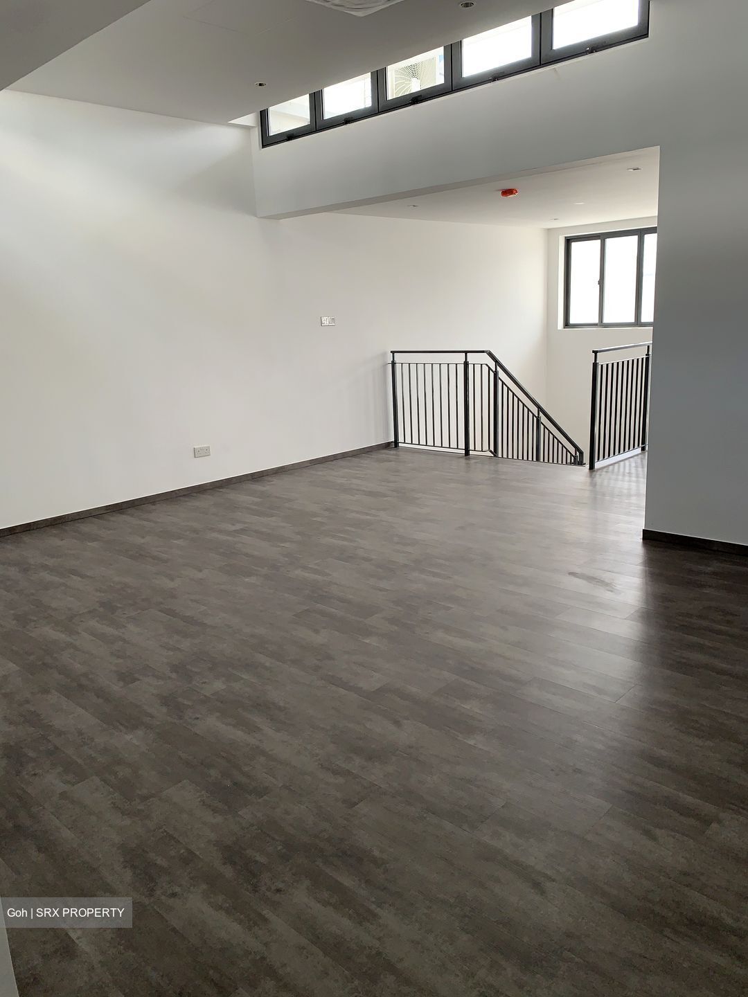 Sembawang Hills Estate (D20), Terrace #589797661